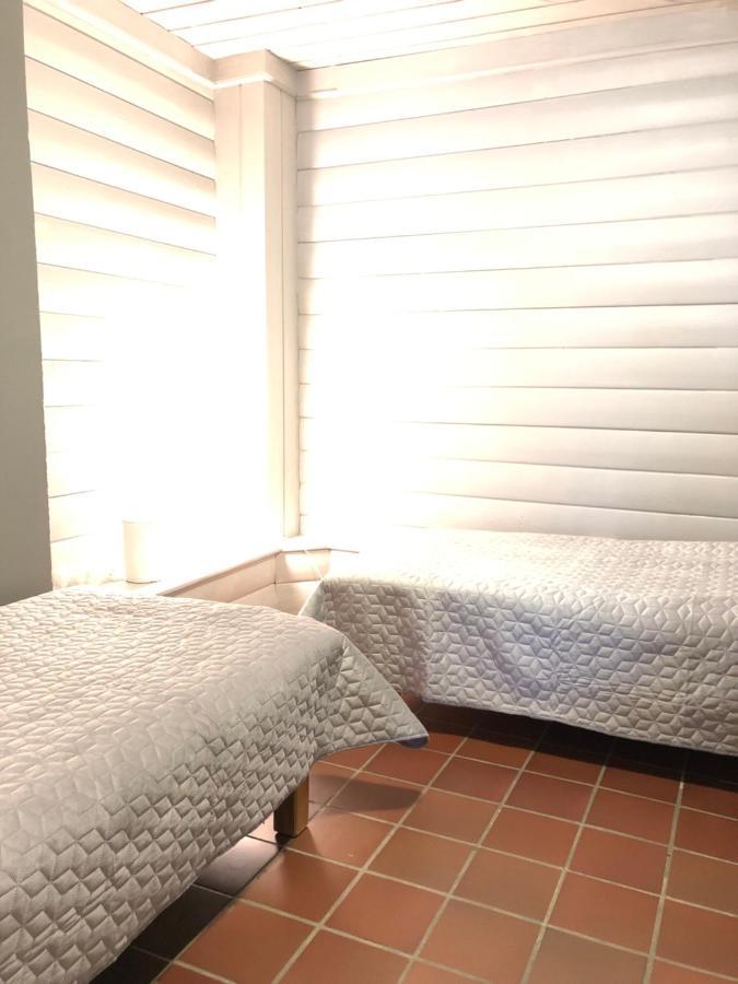 Apartament Korshamn Rorbuer Lyngdal Zewnętrze zdjęcie